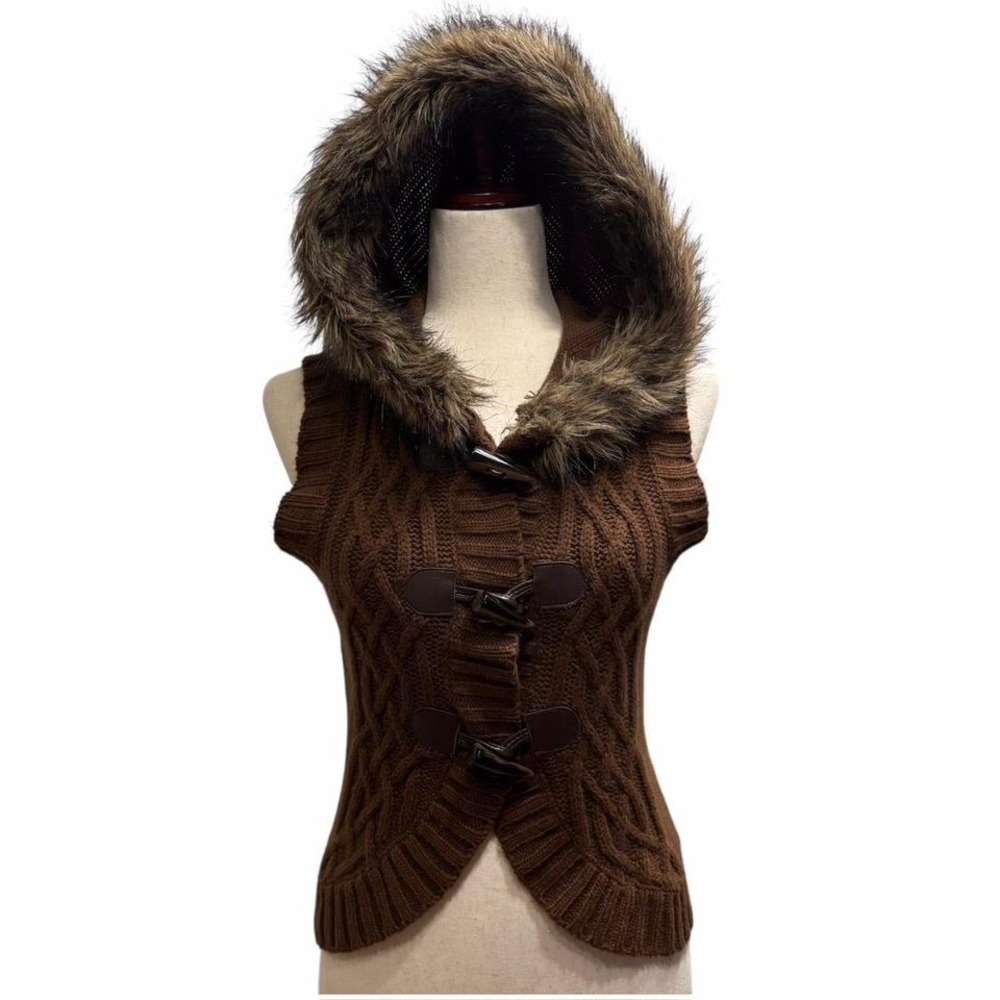 Brown Cable Knit Fur Trim Vest